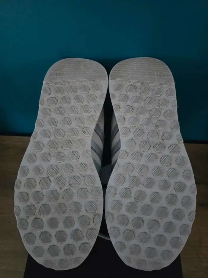 Basket adidas 38 2/3 - photo numéro 4