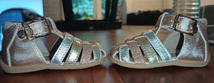 Lot chaussures premiers pas 18/19 - photo numéro 3
