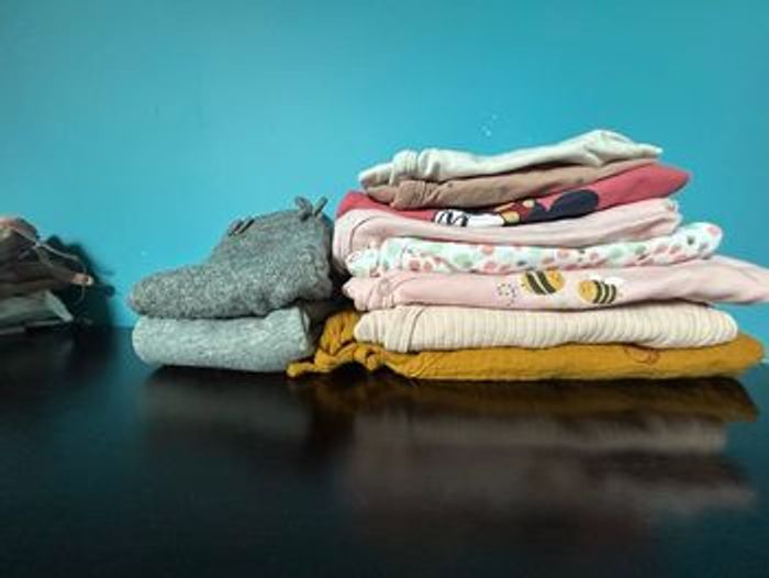 Lot vêtements bébé fille 1 à 3 mois – bodys, pyjamas, pantalons, etc. - photo numéro 6