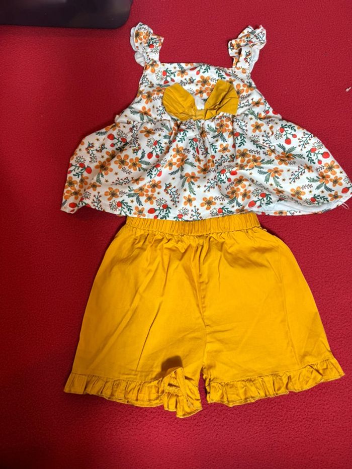 Lot vêtements ( 6) - photo numéro 8