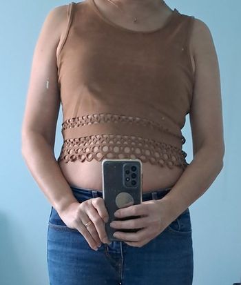 Top marron sans manches crop détail ajouré