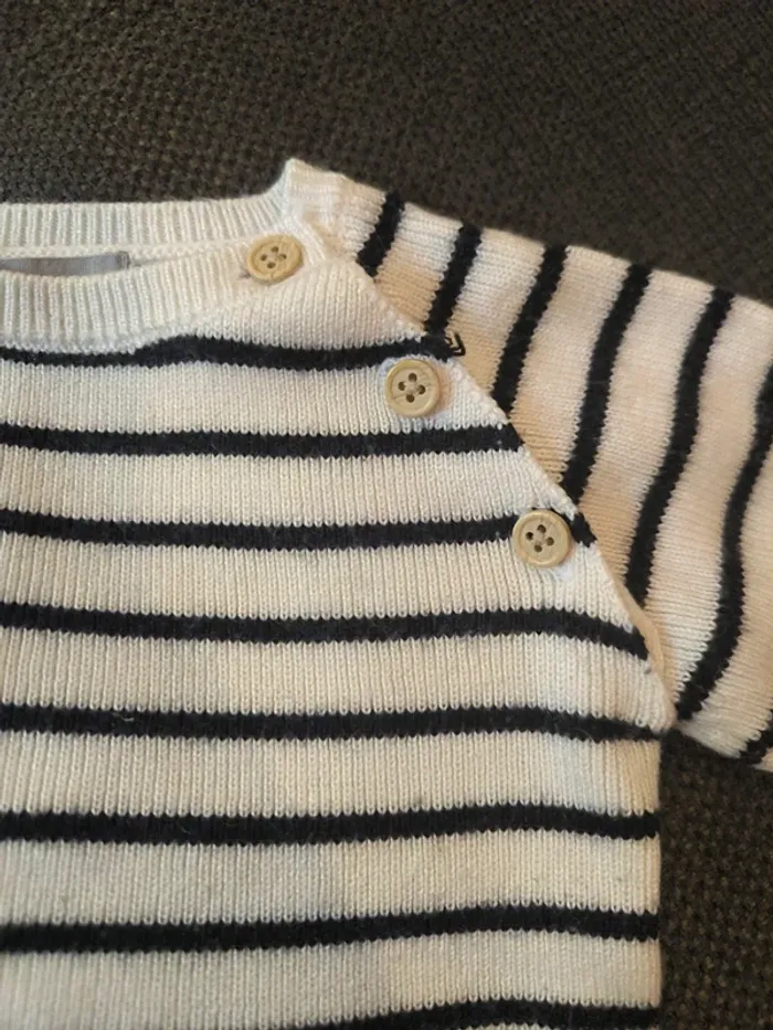 Pull 6 mois - photo numéro 3