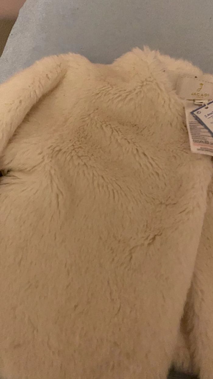 Gilet fausse fourrure 2 ans blanc - photo numéro 4