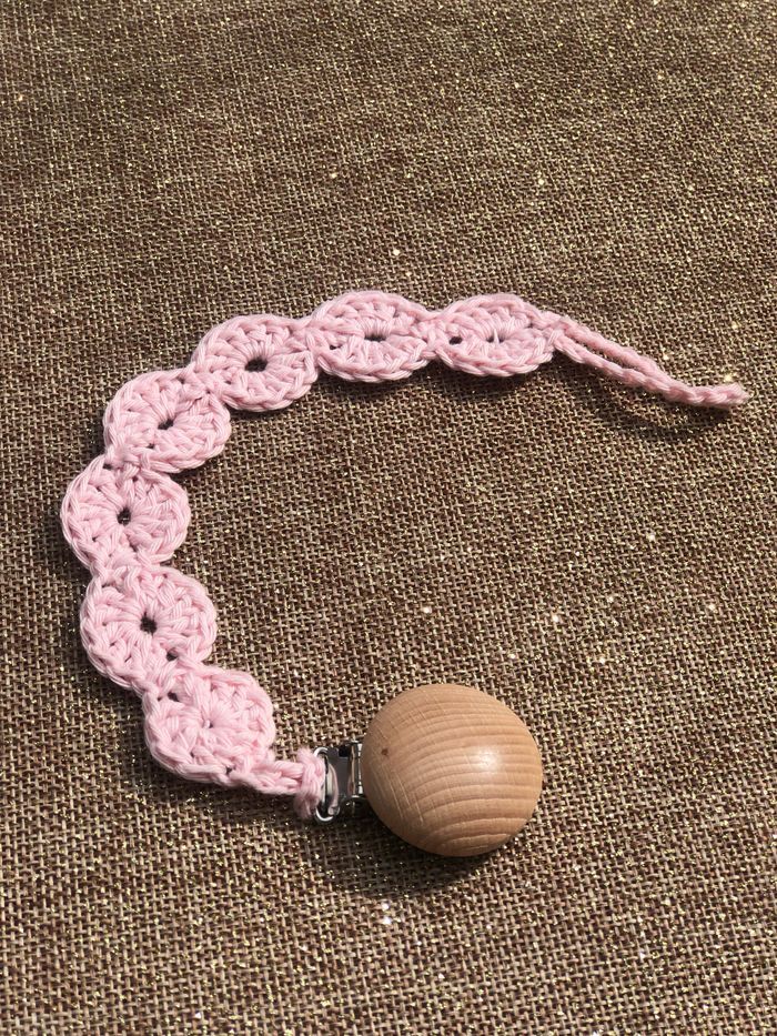Attache tétine crochet - photo numéro 3