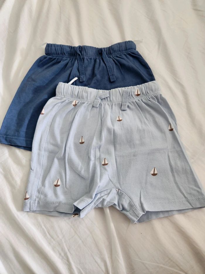 Lots shorts 74cm H&M