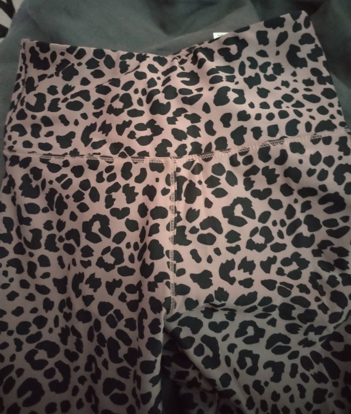 Leeging de fitness taille haute imprimé Léopard neuf - photo numéro 6