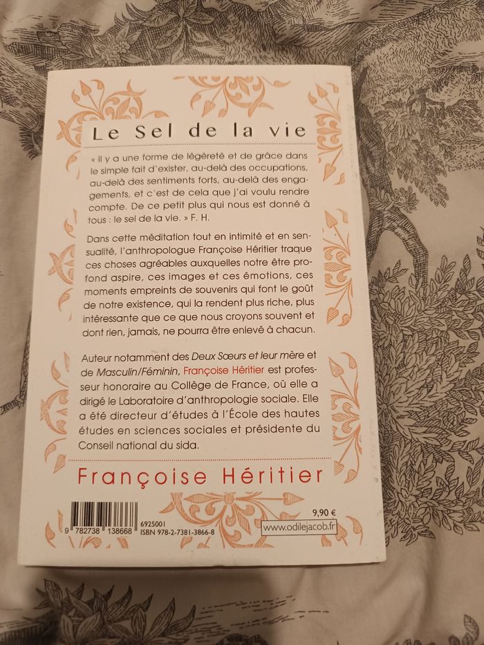 Livre - photo numéro 2