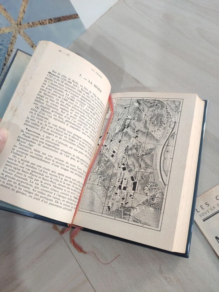 Livre guide bleu les grandes croisières en méditerranée orientale 1966 - photo numéro 4