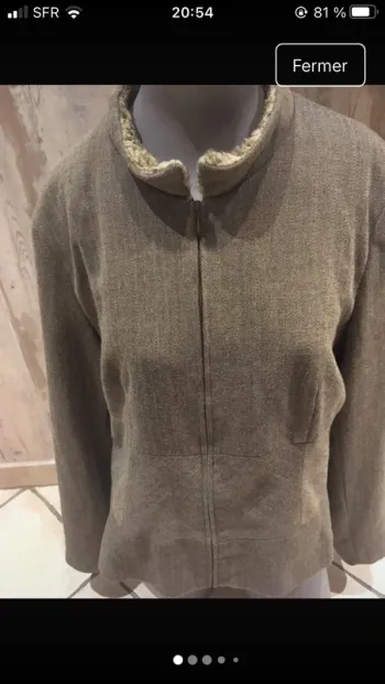 Superbe blazer tout doublé moderne et sophistiqué de chez Jacqueline Riu en 42 excellent état