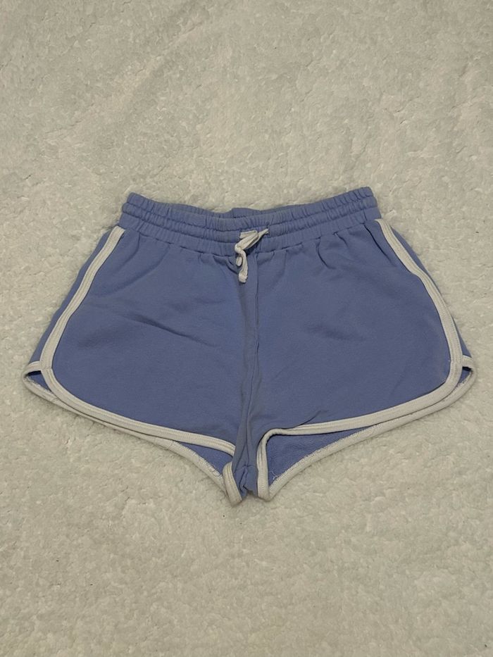 Short de sport bleu
