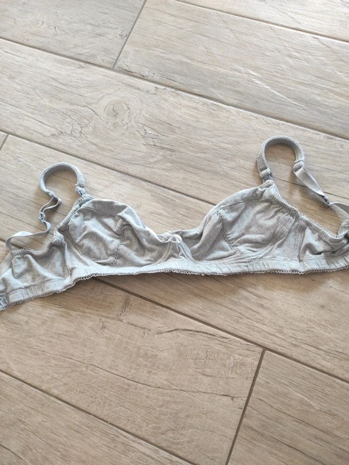 Soutiens-gorge d'allaitement gris 90C