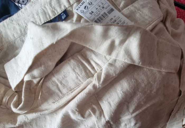 Ensemble neuf kiabi 54 en lin beige pantalon large et chemise a nouer - photo numéro 6