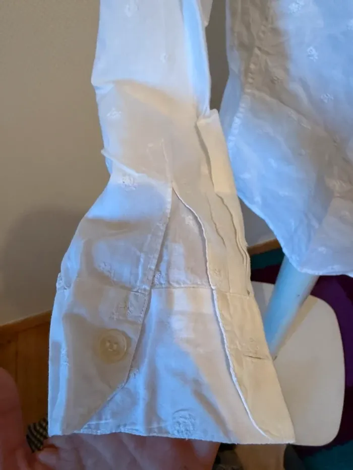 Blouse blanche en très bon état Claudie pierlot taille 1 - photo numéro 6