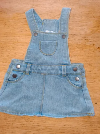 Robe en jean excellent état mots d'enfants 3 mois fille