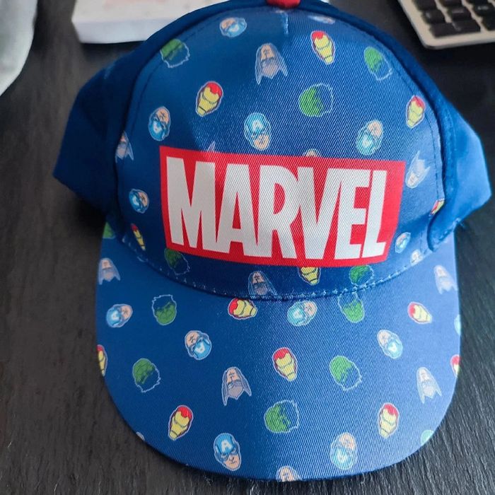 Casquette neuve Marvel 52 cm