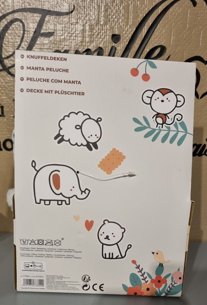 Plaid fantaisie avec peluche - photo numéro 2