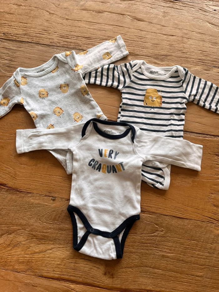 Lot de 3 bodies 1 mois gemo