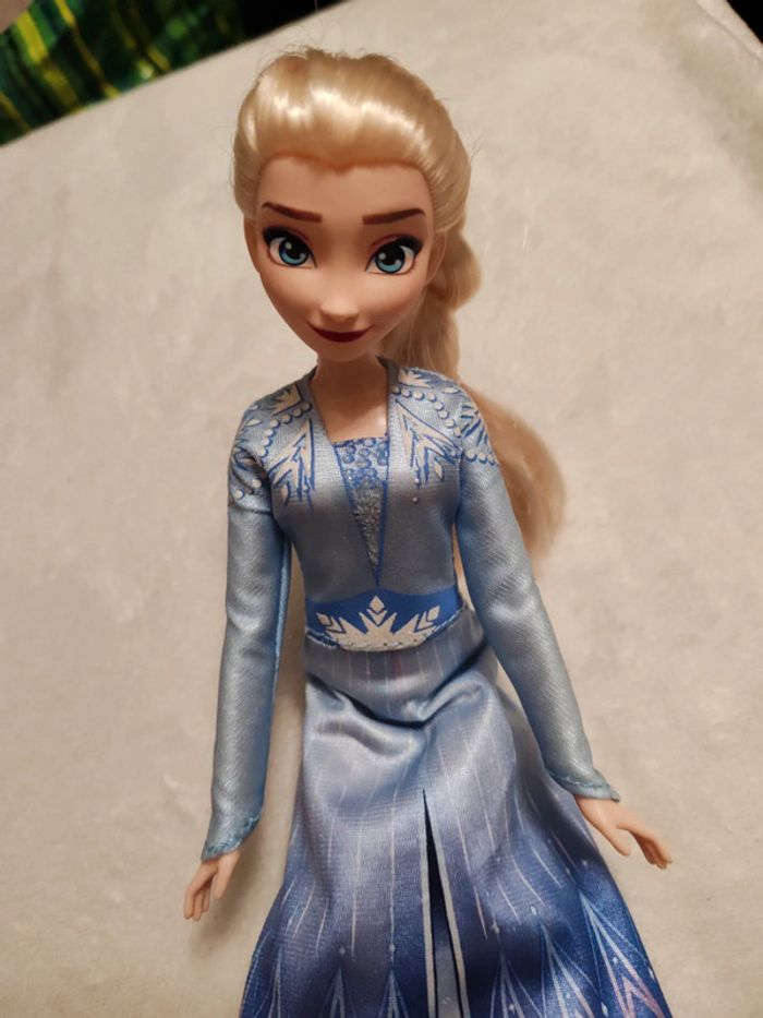 Poupée reine des neiges 2 Elsa - photo numéro 2