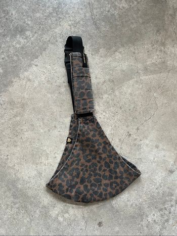 Porte bébé wildride léopard