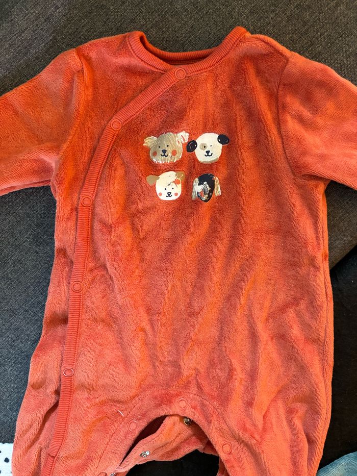 Pyjamas 3mois - photo numéro 5