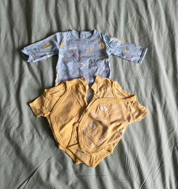 Kiabi Gémo Lot Pyjama et Bodies Coton Multicolore Très bon état 1 mois