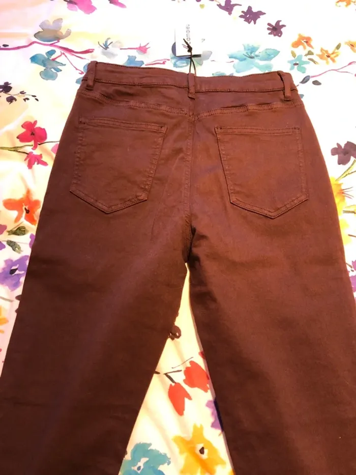 Pantalon camaïeu neuf - photo numéro 3
