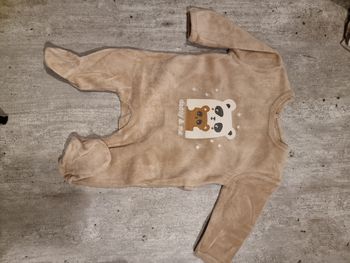 Pyjama une pièce taille 1 mois