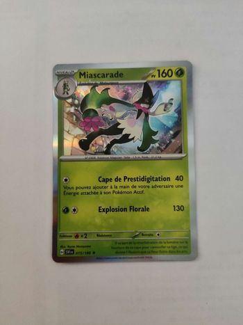 Carte holographique Pokémon Écarlate et violet