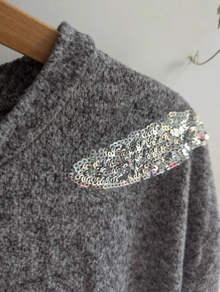Pull femme gris et argenté taille L soit 42 environ - photo numéro 2