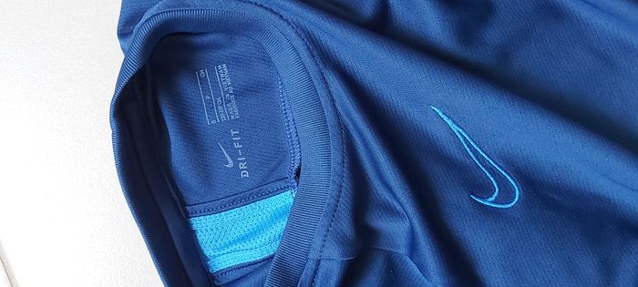 Tshirt manche courte Nike Dri-Fit S 128.137 - photo numéro 3