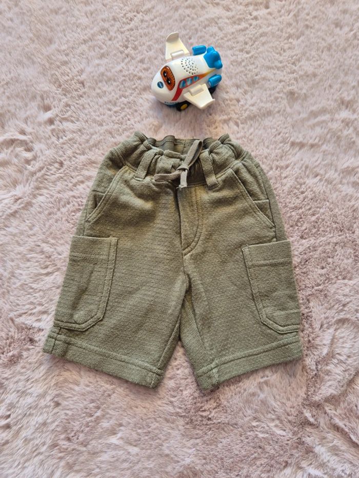 Short kaki kiabi 4 ans