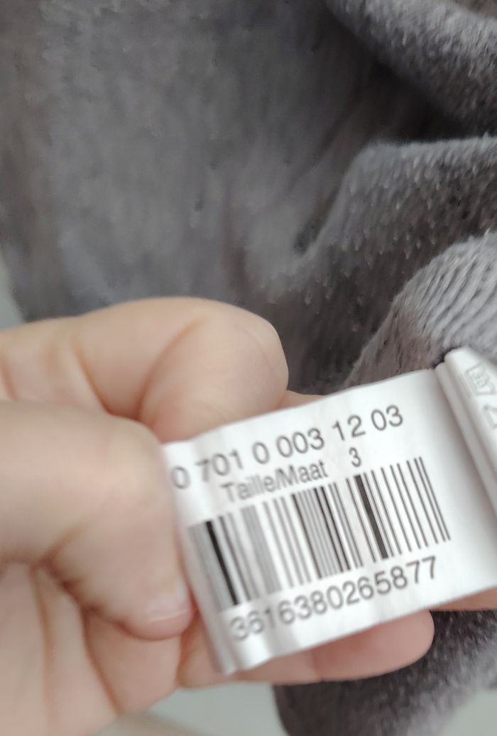 Pull gris Armand Thiery – Taille 3 – motif pois texturés - photo numéro 3