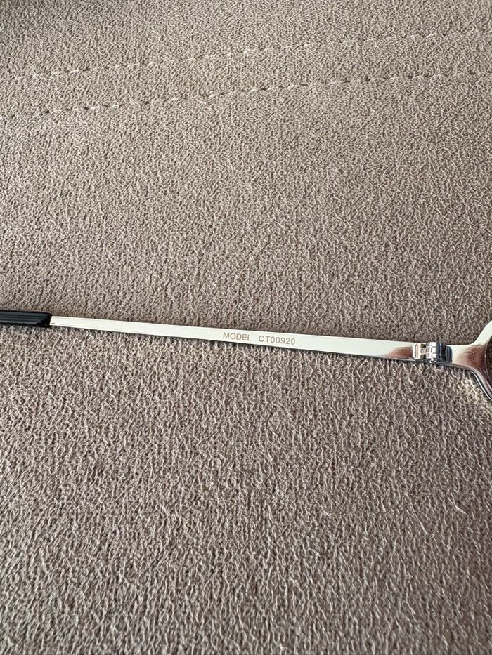 Lunette de soleil - photo numéro 8