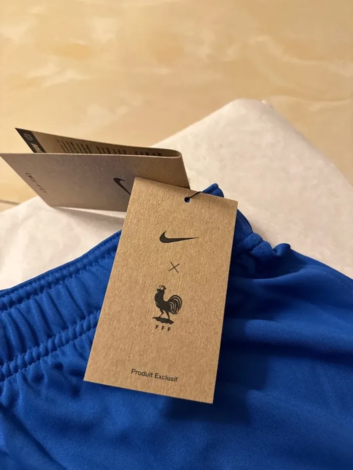 Short de foot Nike équipe de France taille XL adulte authentique neuf - photo numéro 5