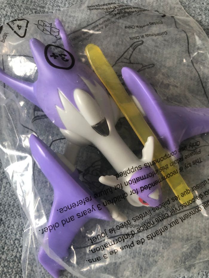 Figurine Mega Latios Pokemon Mc Donald's neuf - photo numéro 2