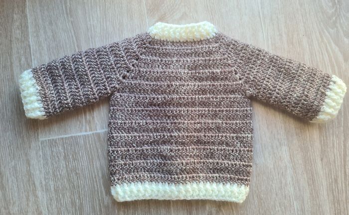 Gilet en laine au crochet