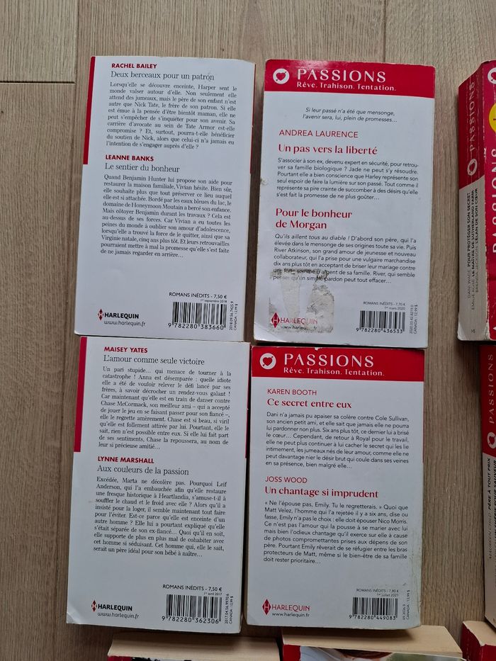 Lot de 9 livres Harlequin collection Passions en bon état - photo numéro 2