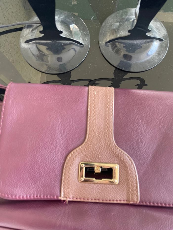 Sac à main de couleur bordeaux - photo numéro 8