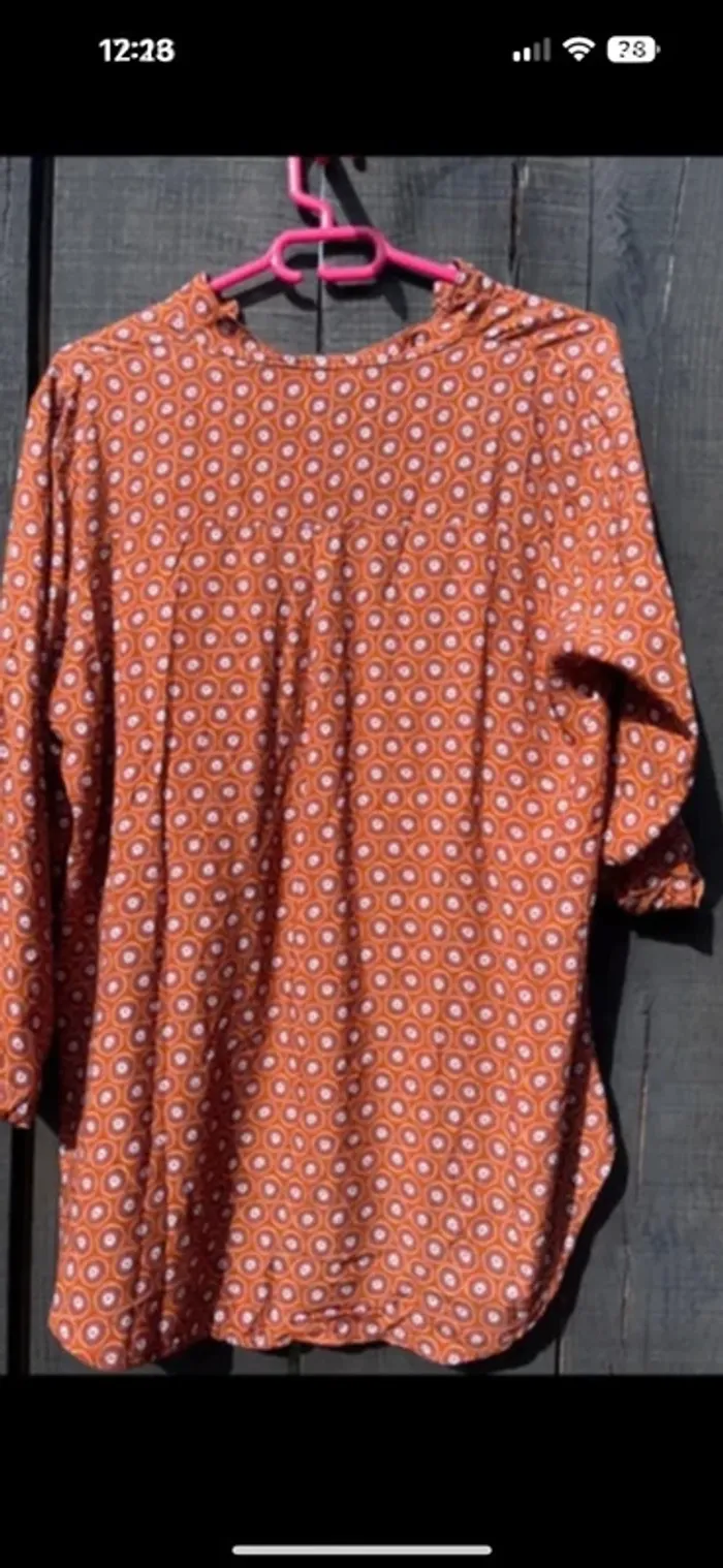 Chemise fluide neuve bordure sequins t 38 - photo numéro 3