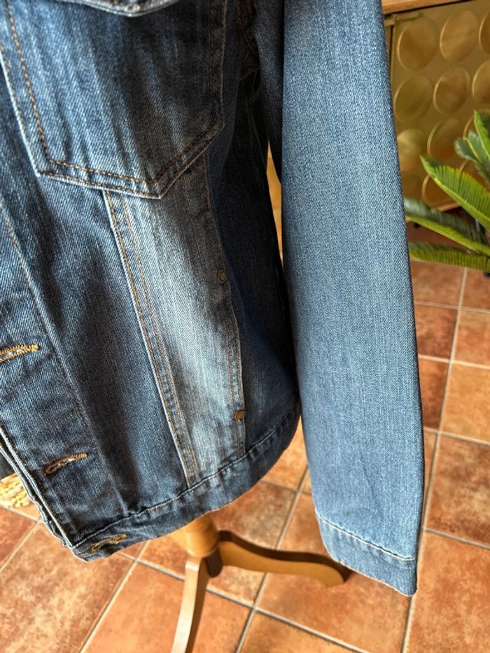 Veste en jean neuve taille unisexe 40/42 de la marque 3 suisses collection - photo numéro 4