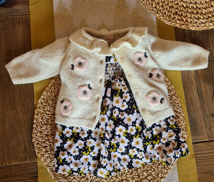 Ensemble t shirt, gilet, robe 3 mois