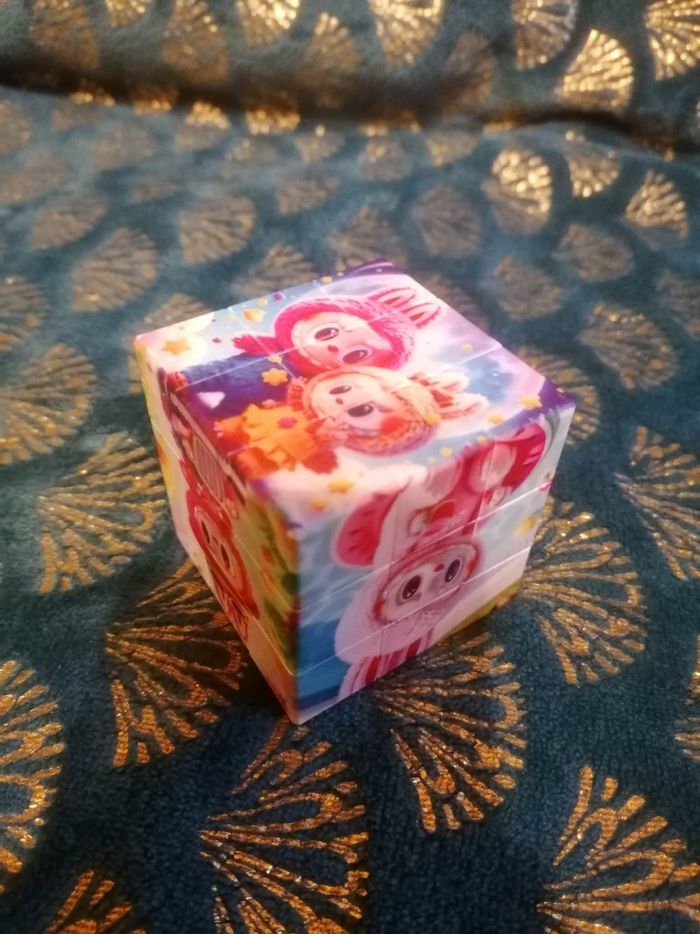 Rubik's cube Labubu - photo numéro 3