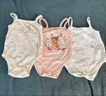 Lot de 3 bodys débardeurs