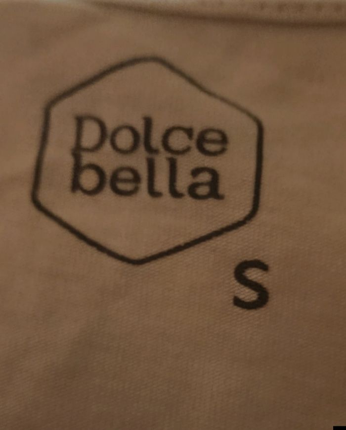 ✨ Tee-shirt blanc Dolce Bella – Taille S, facile à assortir & tendance 😎 - photo numéro 4