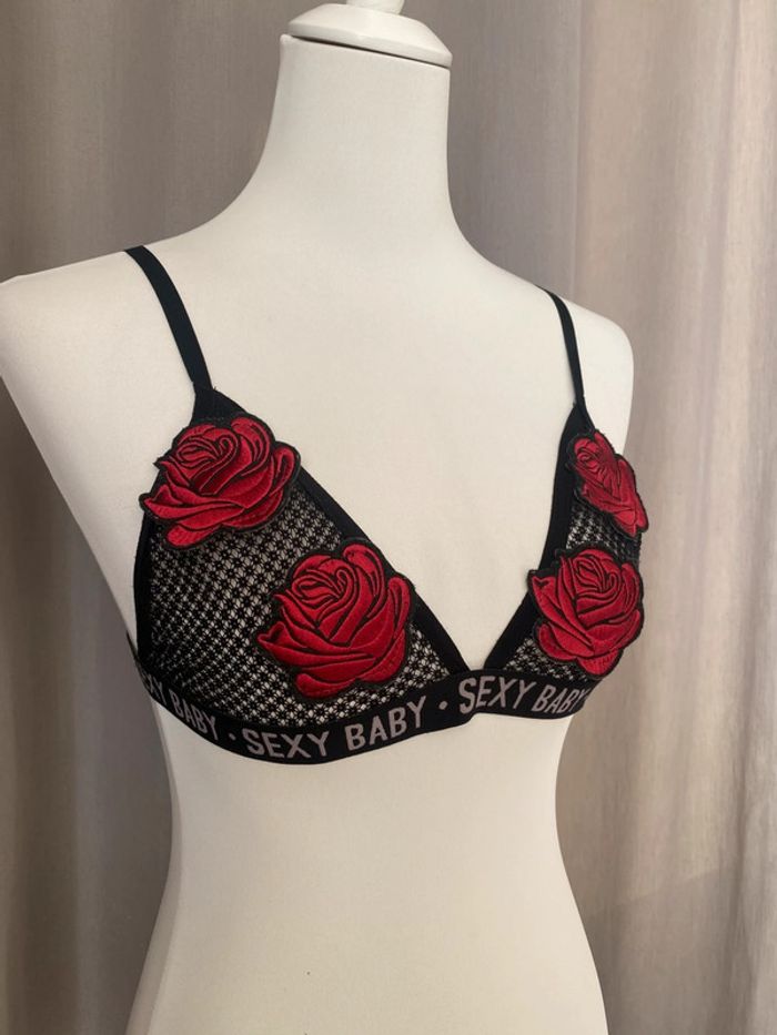 Soutien gorge Roses et résilles Lanshifei XL - photo numéro 2