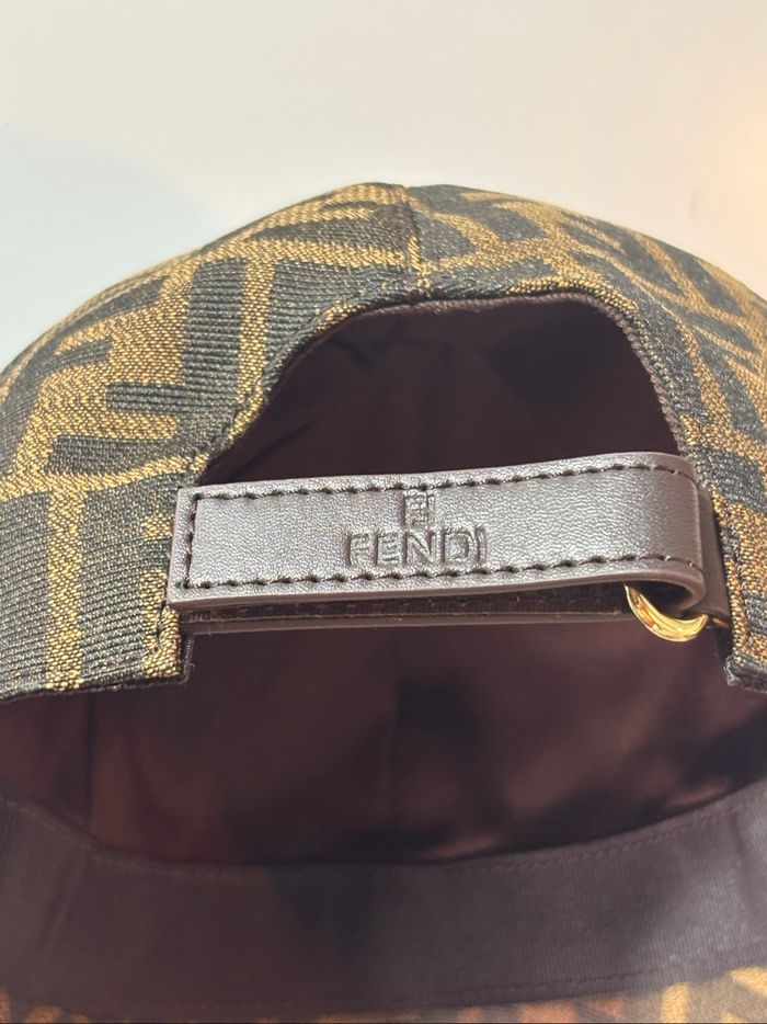 casquette fendi marron et noir - photo numéro 6