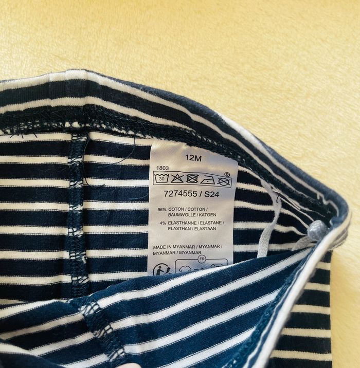Ensemble tee shirt jaune et leggins bleu marine et blanc 12 mois - photo numéro 6