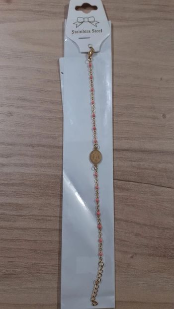 bracelet rose Vierge Marie