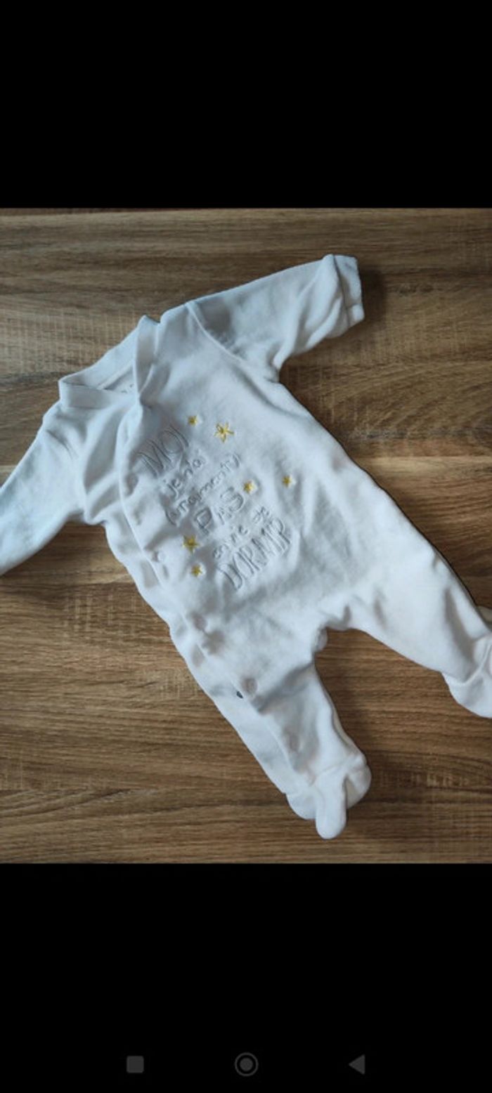 Lot de 14 pyjamas 1 mois - photo numéro 9