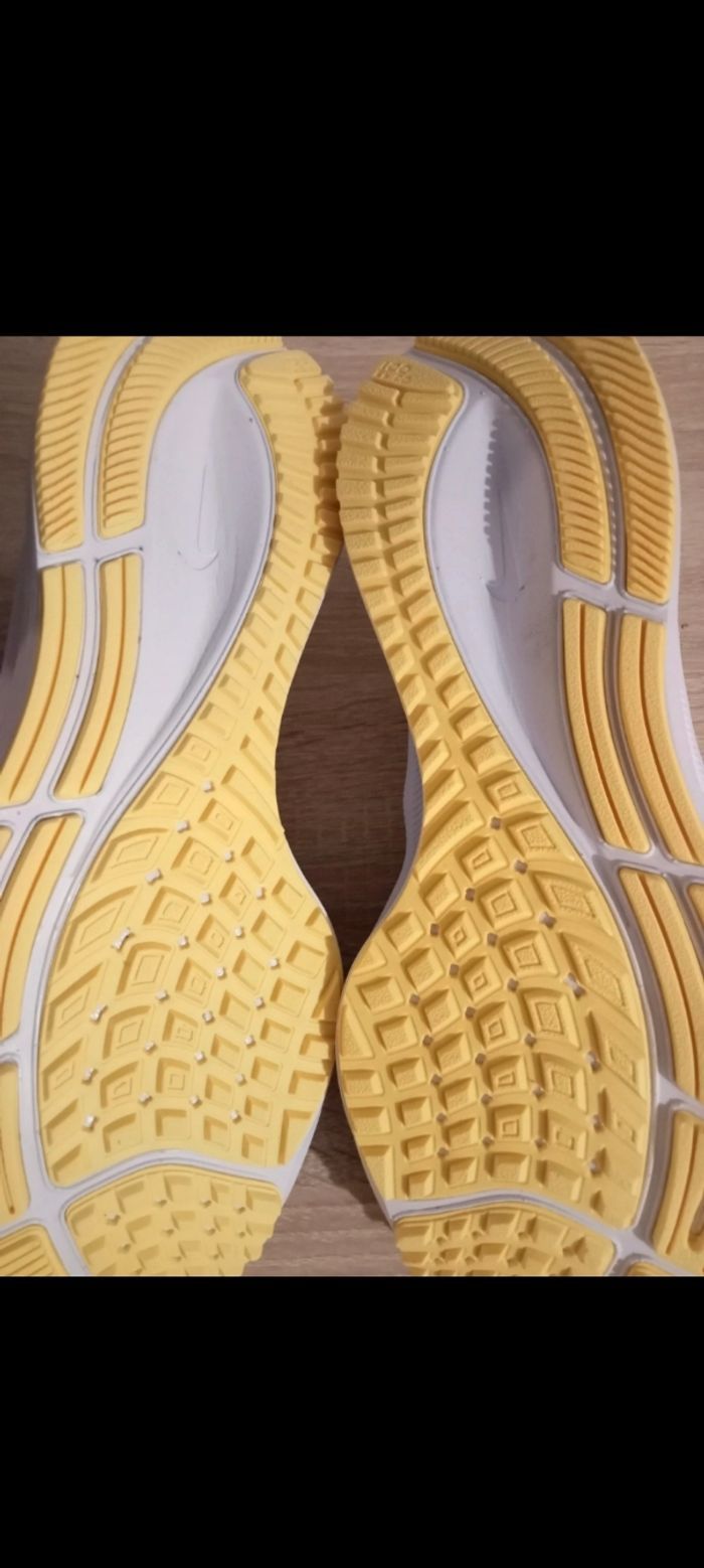 Pegasus 37 taille 38.5 - photo numéro 6